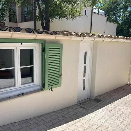 Près De La Place Des Lices Appartamento *